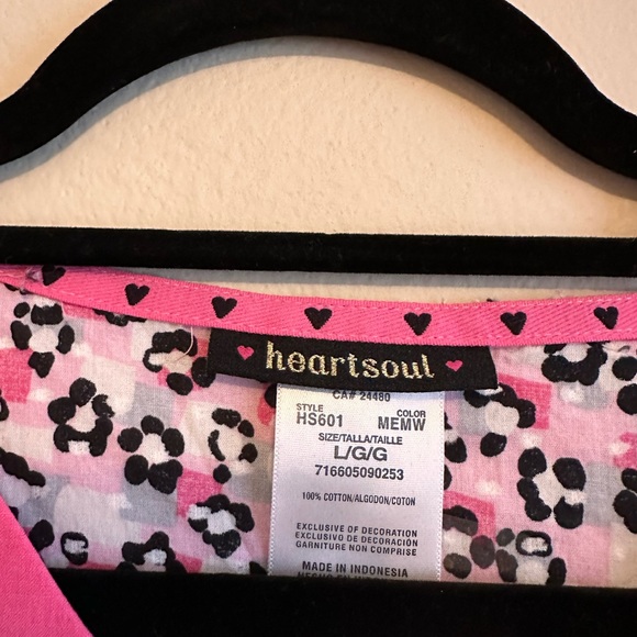 Scrub top - Picture 3 of 3